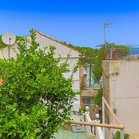 Agathi House * Gaios
